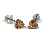 Aramat jewels ® - Zirkonia zweerknopjes driehoek 5mm oorbellen champagne chirurgisch staal