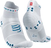 Compressport Pro Racing Socks v4.0 Run Low White/Fjord Blue - Hardloopsokken