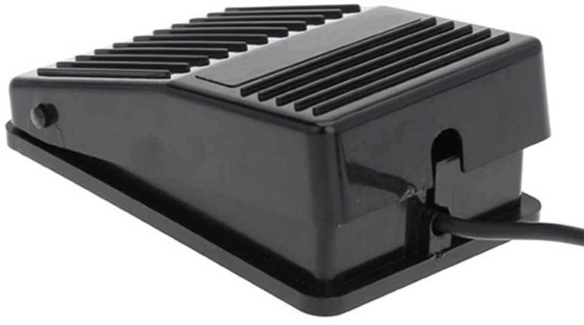 Dailygoods - USB Voetpedaal - Multifunctionele Mechanische Schakelaar - Non-slip - Handig voor Computergebruik - Geschikt voor Pedalen - Ideaal voor T...