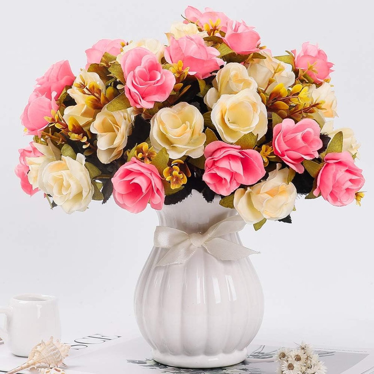 Nep Rozen - Kunstbloemen Vaas - Huis Decoratie - Inclusief Keramiek Vaas - 32 cm Hoog - Roze