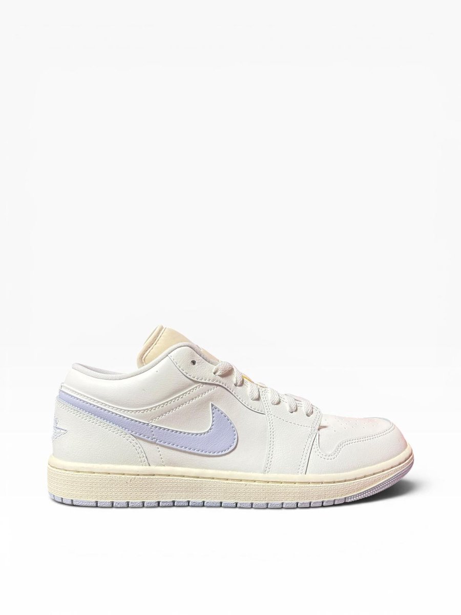 Jordan 1 Low Sneakers Ghost Coconut Creme