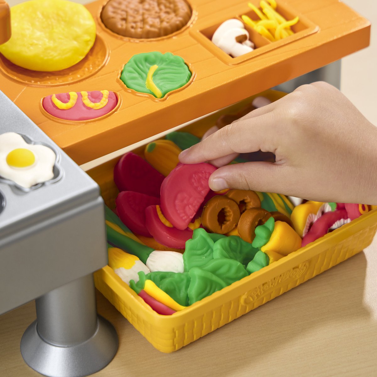 Play-Doh Supersissende Keukenspeelset - met echte kookgeluiden - inclusief 8 potjes klei — cadeau in Spellen & Speelgoed - foto 5