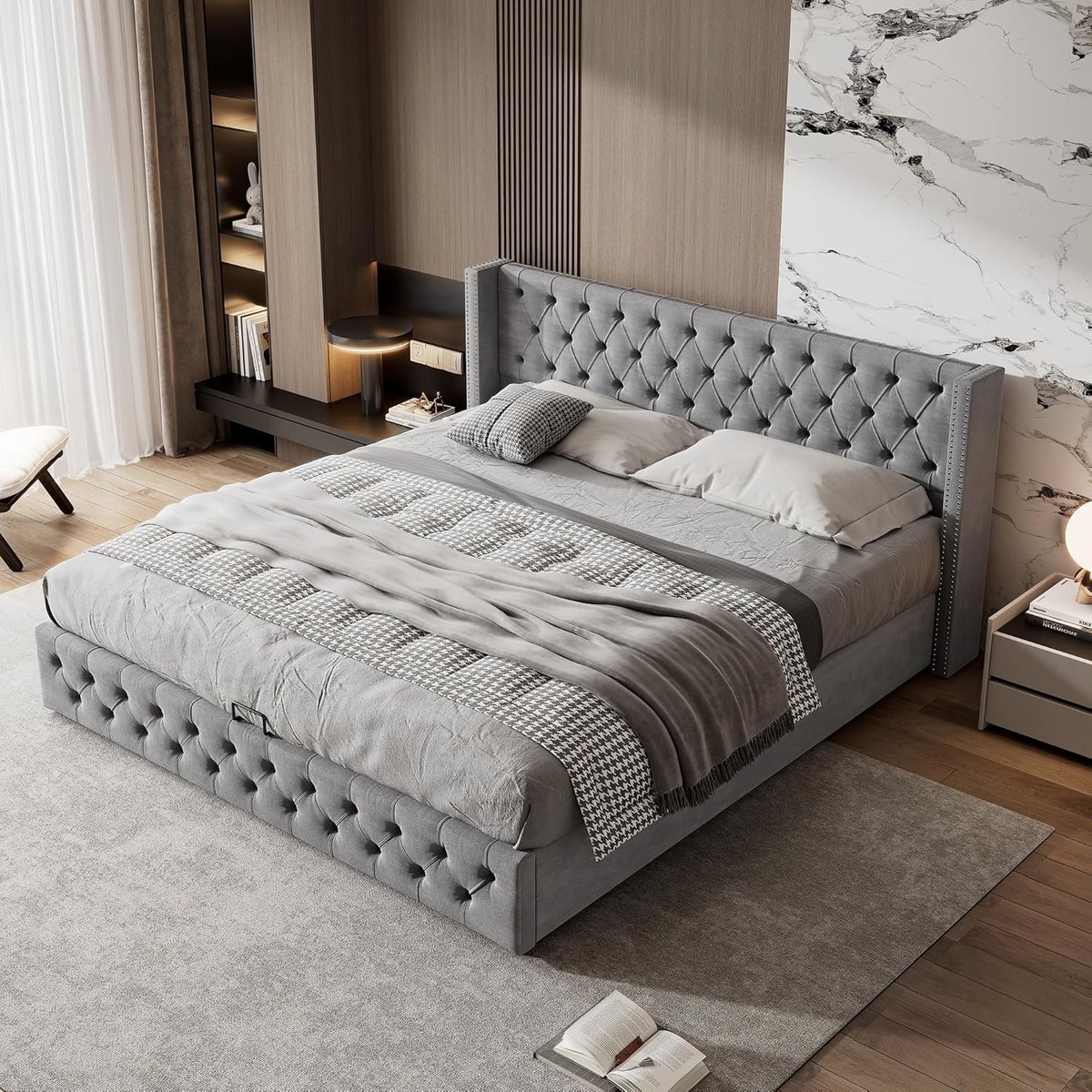Luxe Chesterfield Gestoffeerd Tweepersoonsbed met Hydraulische Opbergruimte en Lattenbodem 180x200 cm – Grijs Fluweel met Oorvormig Hoofdbord en Dubbele Klinknagelafwerking