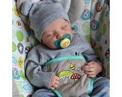 Ryoudavell - Levensechte Reborn Babypop Meisje - 45 cm - Slapende Pasgeboren Pop - Volledig Siliconen Vinyl Lichaam - Waterdicht Bad Speelgoed - Ideaal Verjaardagscadeau voor Kinderen vanaf 3 Jaar - Reborn Baby Pop Meisje