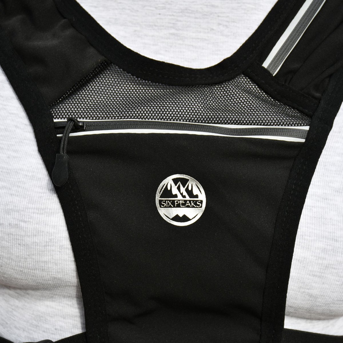 Six Peaks hardloopvest - lichtgewicht - zwart