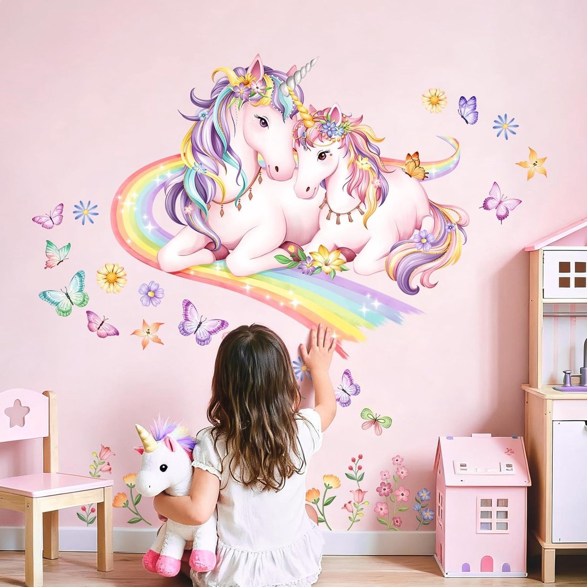 Muurstickers voor Kinderen - Eenhoorn, Regenboog, Bloemen en Vlinders voor de Kinderkamer