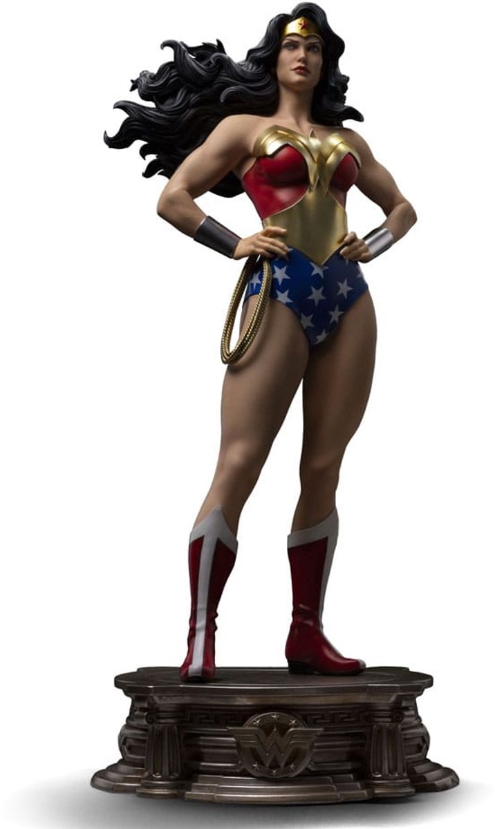 Iron Studios DC Comics Legacy Replica Statue 1/4 Wonder Woman 56 cm Beeld