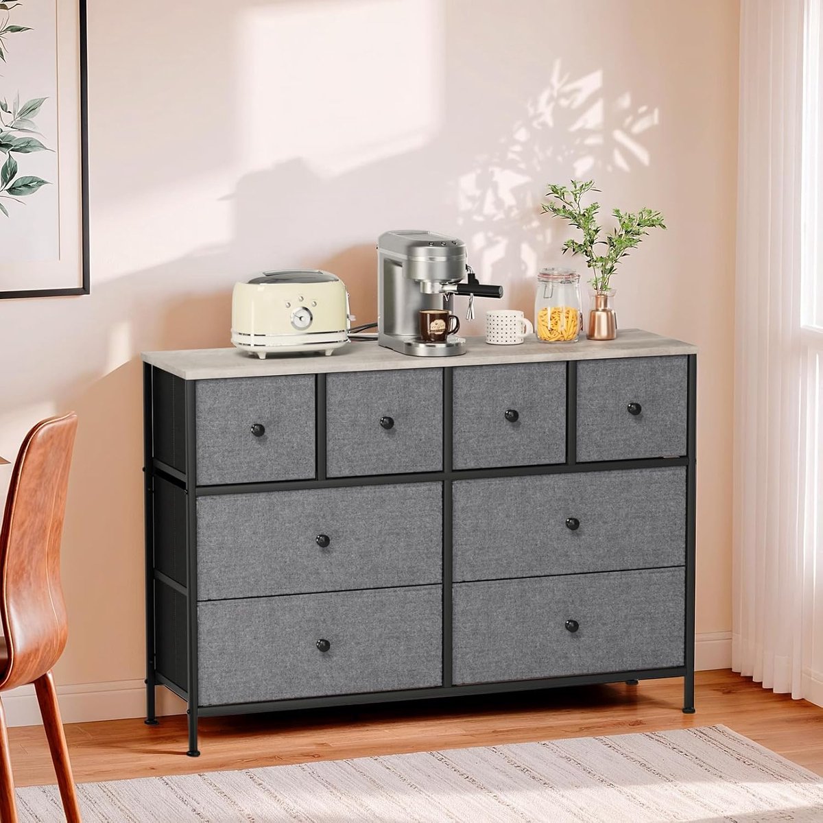 Vintage Stoffen Ladekast met 8 Lades en Massief Houten Bovenblad – Industriële Opbergkast met Metalen Frame, Anti-Kantel Beveiliging en Verstelbare Poten – Voor Slaapkamer, Hal en Woonkamer – Grijs – Mobili Bella