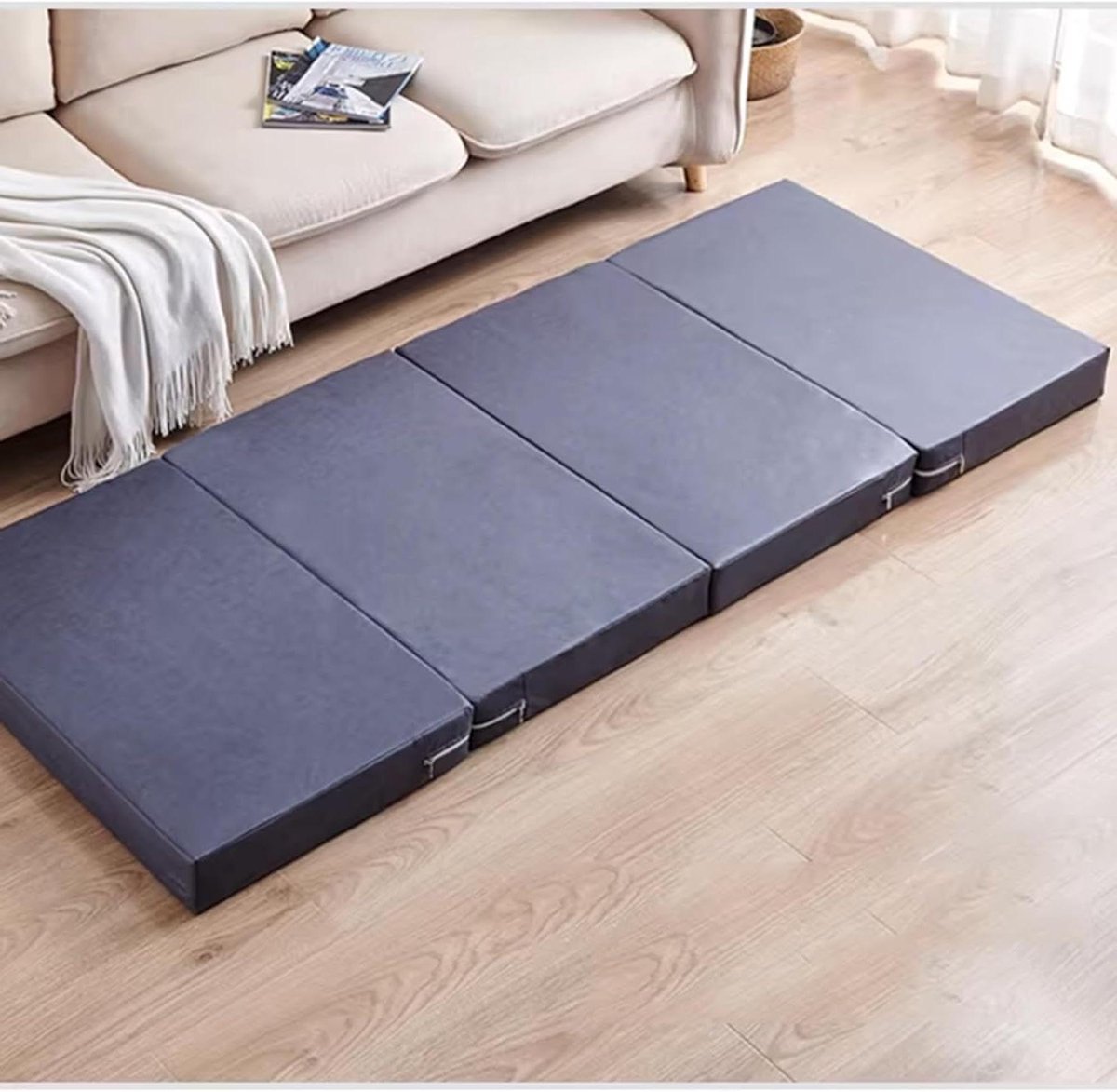 Vouwmatras - Logeerbed Matras - Kamperen en Logeren - Wasbare Hoes - 200x120x8cm - Donker Blauw