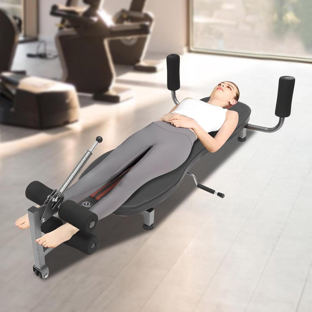Inversiebank Rugtrainer - Therapiebank Fitness - Wervelkolom Ontlasting - In Hoogte Verstelbaar - Tot 150 kg - Zwart Rood