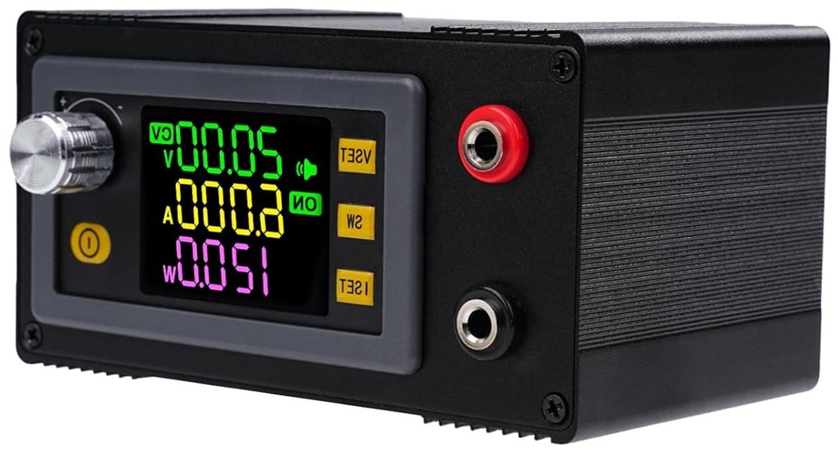 Step-up en step-down DC voltage regulator 12V tot 36V, 150W, 7A met VA kleur LCD voor zonne-energie toepassingen