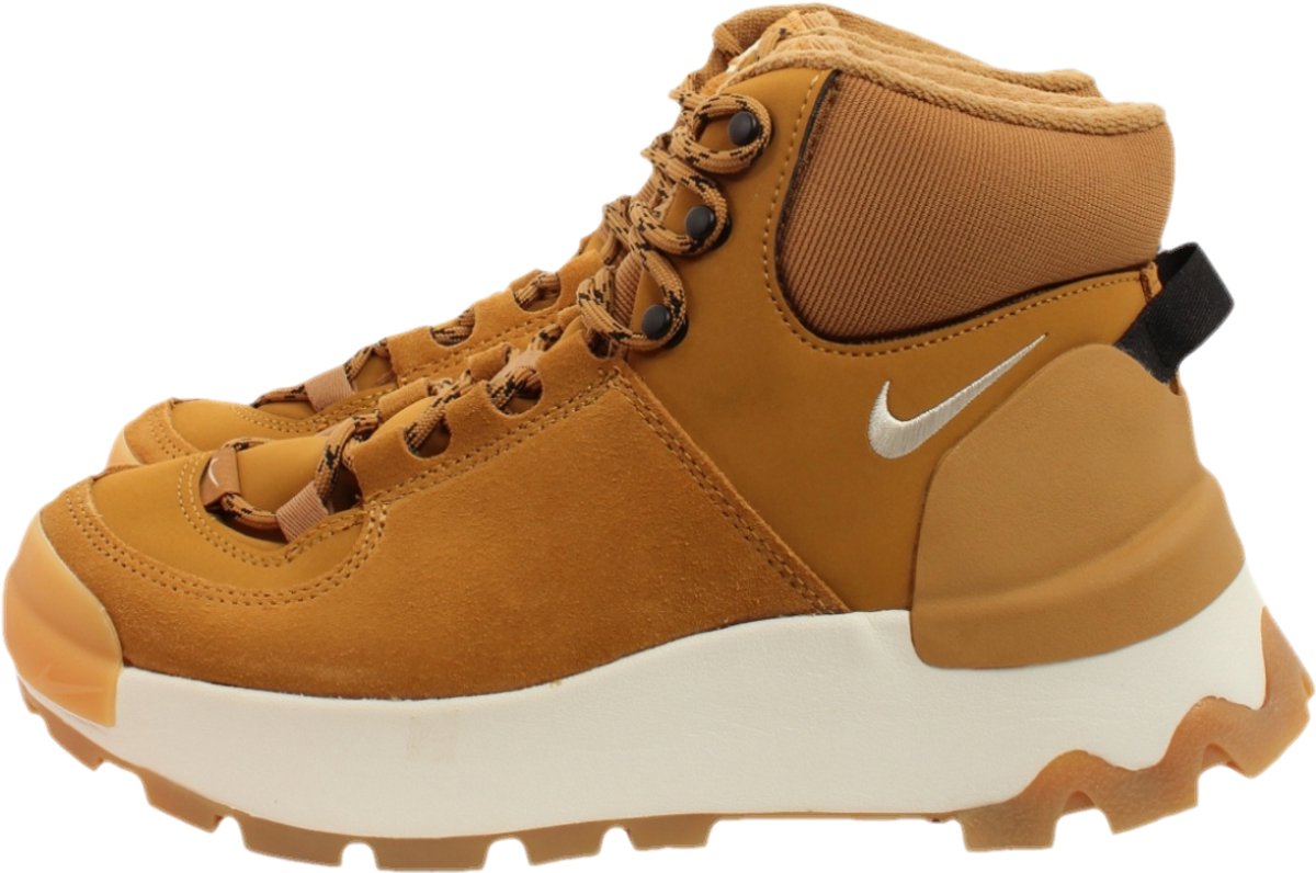 Nike schoenen maat 355