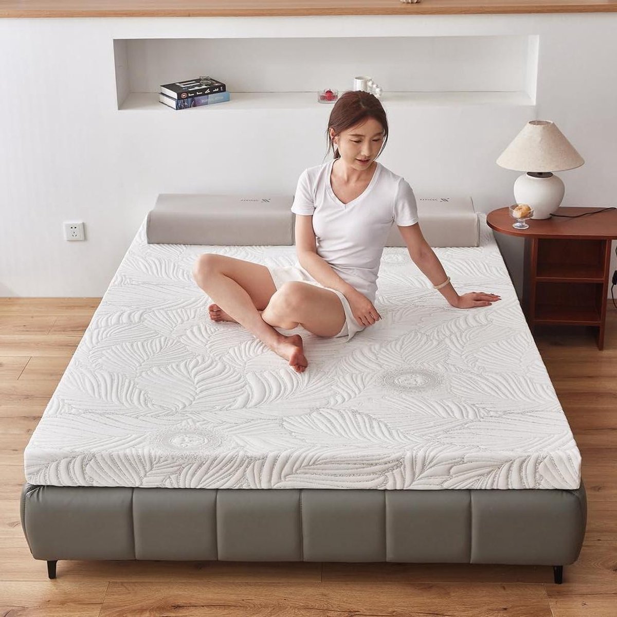 Japanse Vloermatras - Futon Matras Pad - Kamperen en Slapen - Traagschuim Met Hoes - 180x200cm - Wit