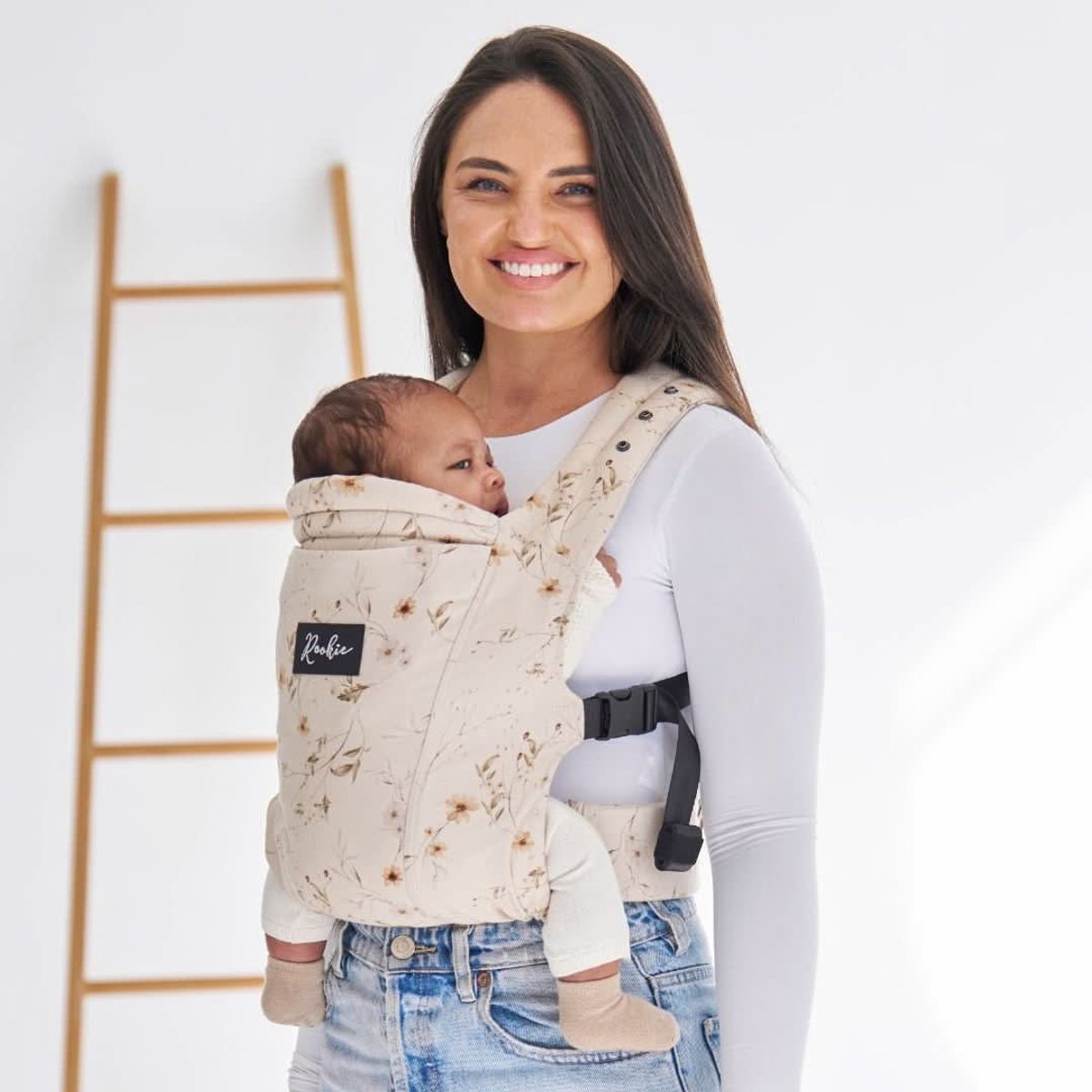 ROOKIE Baby Premium Elite draagzak - Design buikdrager en rugdrager - Comfortabel en ergonomisch baby spullen - Babydrager vanaf Geboorte - Ook voor Peuter - Biologisch katoen (Floral)