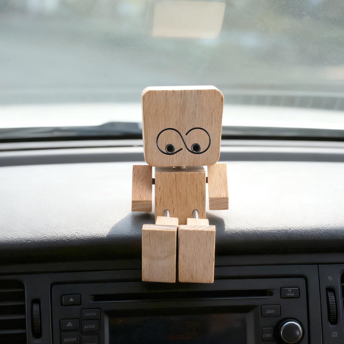 Dailygoods- Wiebelfiguur handgemaakt - Houten figuur - Dashboarddecoratie - Grappig auto-accessoire - Beweegbare poten - Unieke nerf en details
