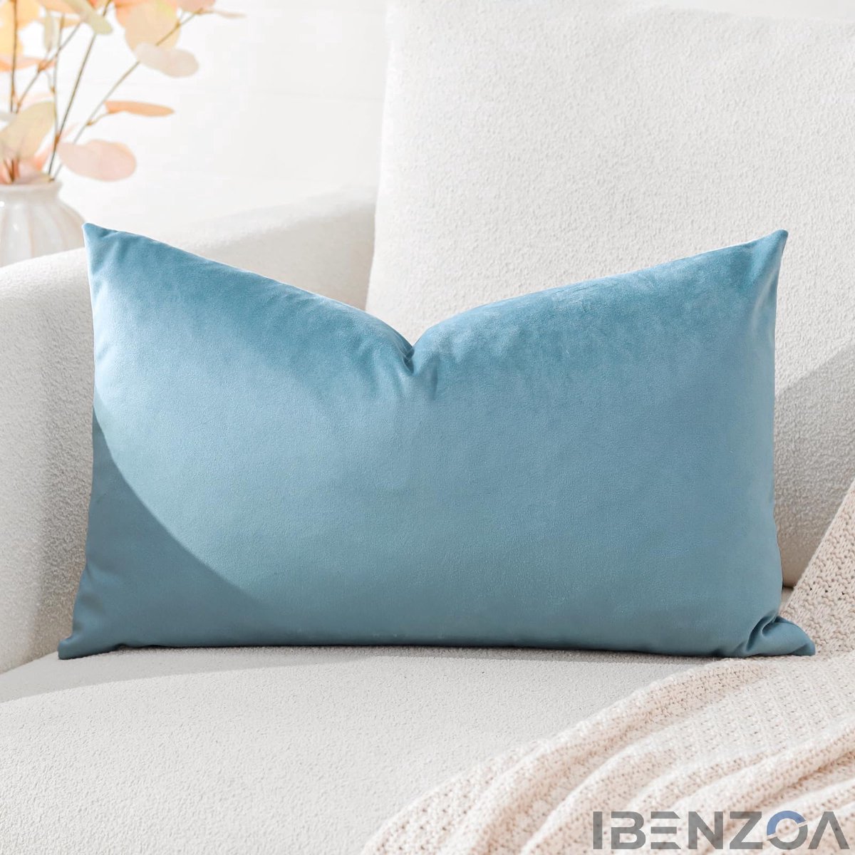 Ibenzoa Decoratieve Kussensloop - Fluweel - 30 x 50 cm - Lichtblauw