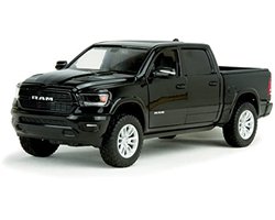 Modelauto 1:24 van een zwarte Dodge RAM 1500 Crew Cab Laramie uit 2019