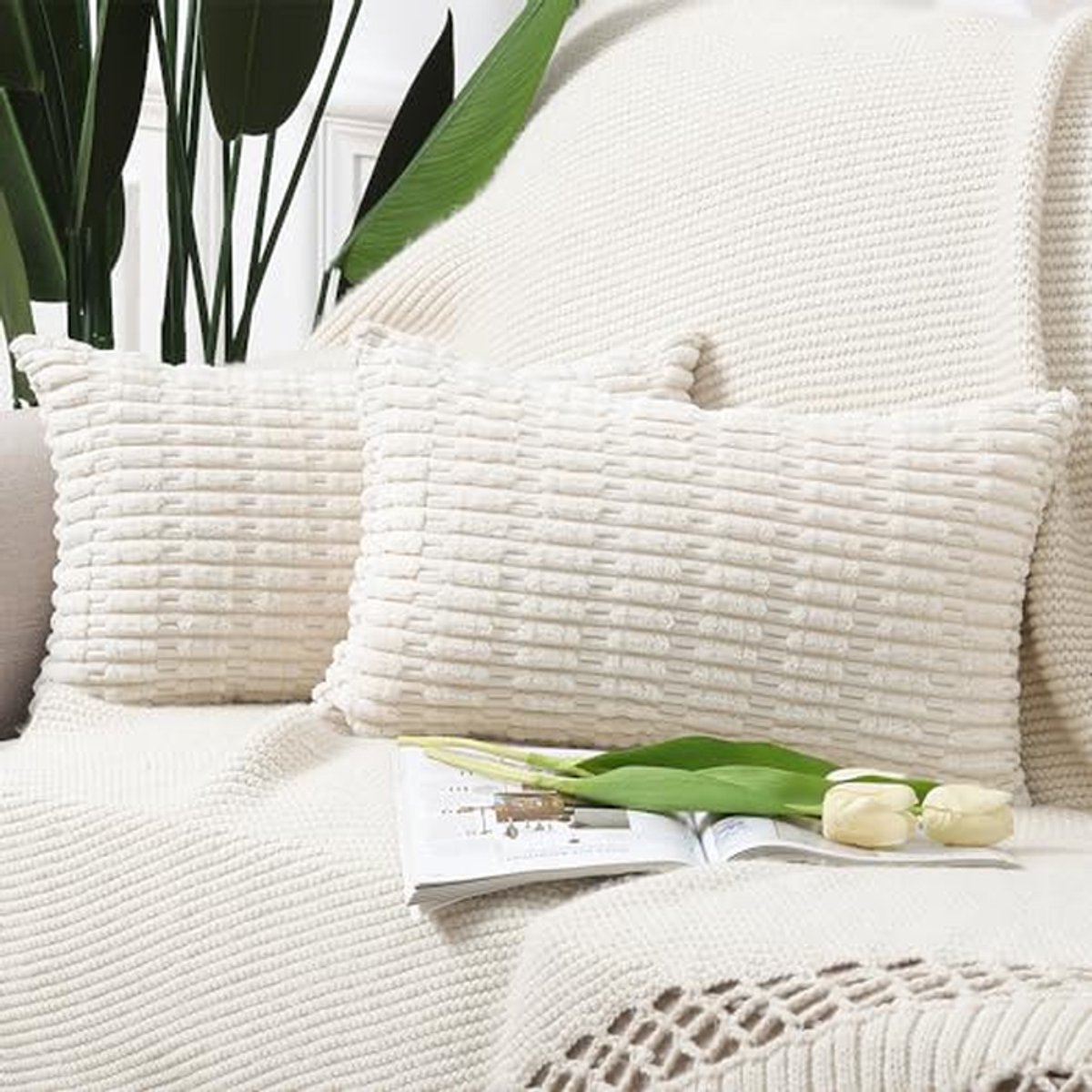 Set van 2 Boho Gestreepte Corduroy Kussenslopen - Zacht Decoratief Kussenhoezen voor Bank en Slaapkamer 40x60 cm Beige