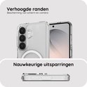 Transparante telefoonhoes met verhoogde randen en nauwkeurige uitsparingen.