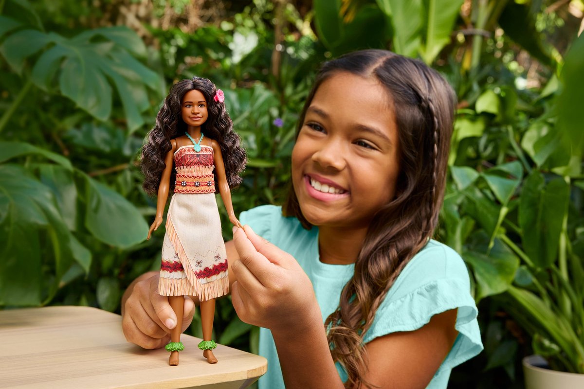 Disney Vaiana pop met outfit die aan en uit kan en 5 accessoires - Geïnspireerd op live-actionfilm — cadeau in Spellen & Speelgoed - foto 4