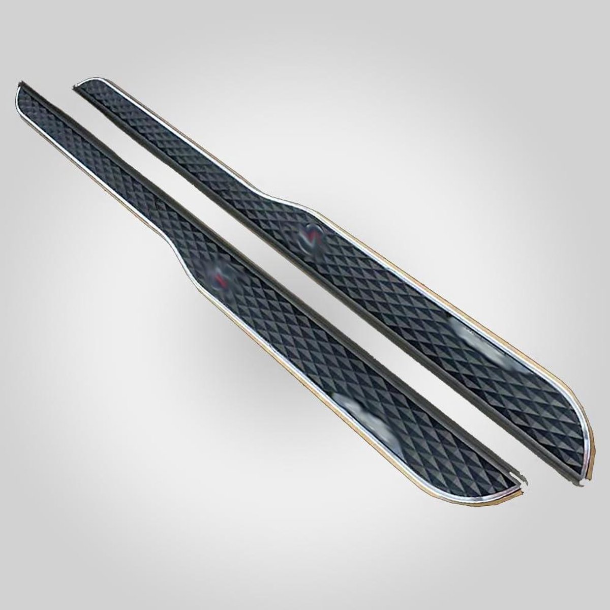 Zijtreeplanken - Treeplanken Opstapjes - Veilig In- en Uitstappen - Stevig Aluminium Frame - 2 stuks - Zwart