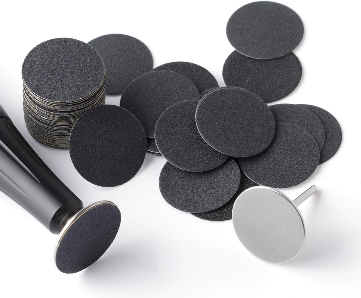 50 Stuks Vervangende Voetvijl met Schuurdisc, Zelfklevende Pedicure Pads voor Eeltverwijdering, Gescheurde Hielen en Dode Huid Verzorging, φ25mm 180 Schuurkorrel
