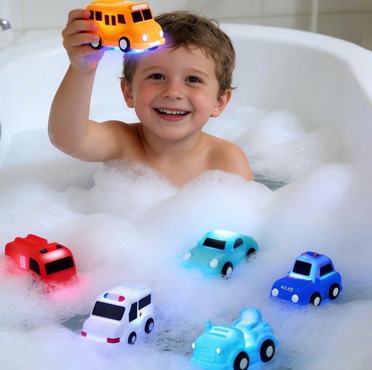 6 stuks oplichtend badspeelgoed - Autospeelgoed - Lichtgevend badspeelgoed zonder gaatjes voor kinderen van 3-8 jaar - Baby's en peuters - Badtijdcadeaus voor jongens en meisjes - Ideaal voor onder de douche, in bad of in het zwembad