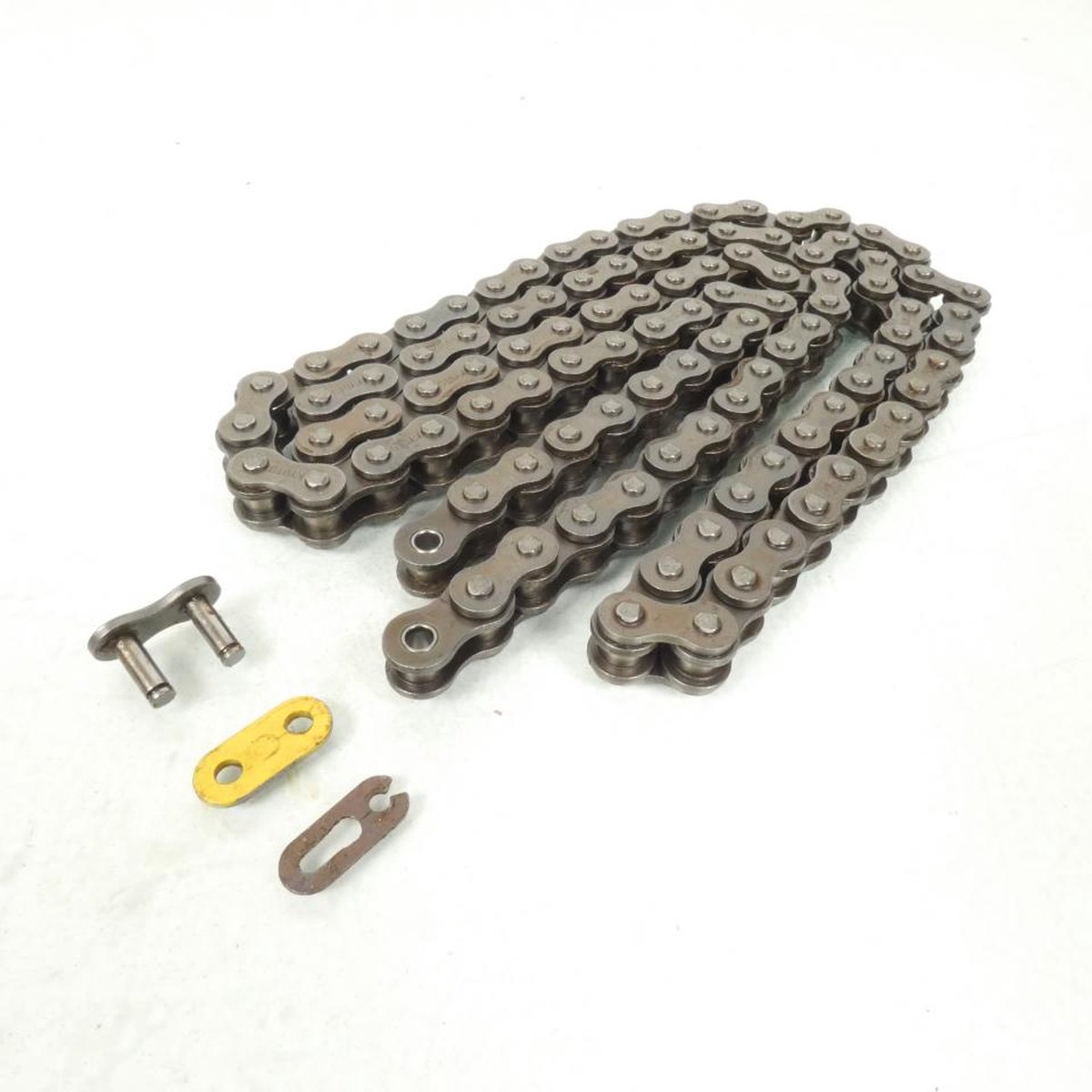Chaîne de transmission Kyoto pour Moto Honda 400 XLR 1982 Neuf