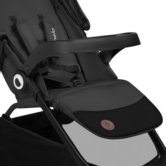 Lionelo Emma One Buggy en kinderwagen tot 22 kg - XXL Kapje - EVA Wielen - Lichtgewicht en Onderhoudsvrij - Verstelbare Rugleuning - Eénhandig Inklapbaar - Verstelbare Duwstang - Centrale Voetrem - 5-Punts Veiligheidsgordel - Stadswandelwagen van LIONELO — afbeelding 3