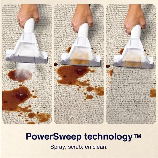 Drie beelden tonen PowerSweep technology: spray, scrub en clean van bruine vlek uit beige tapijt.