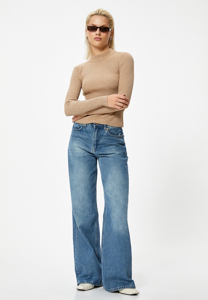 Rechte kraag Normaal Sweater