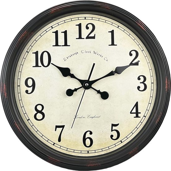 Higoss Wandklok Togo vlag ronde klok 10 inch, stille niet-tikkende klok, batterij geëxploiteerd nauwkeurige PVC wandklok decoraties voor boerderij thuiskantoor
