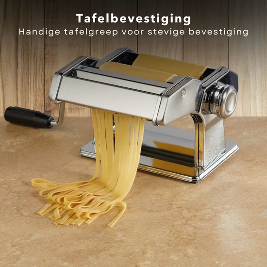 Moa: Handige automatische pasta maker