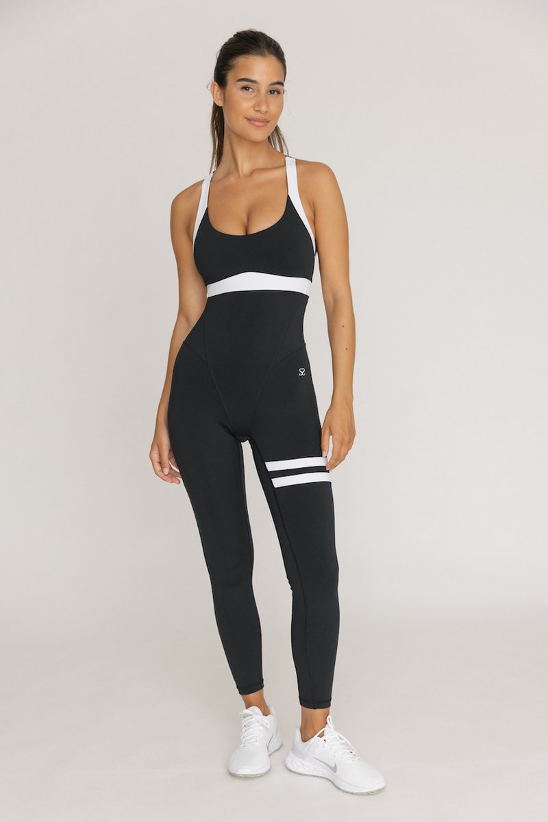 Topíssima Fitness Jumpsuit Serena - Klassiek Zwart Elegant Sportpak maat M met Buttshaper V-Snitt voor Fitness, Yoga, Barre, Pilates - yogakleding - sportkleding - Fitness Onepiece met Stijlvolle Rug - Comfortabele Gymsuit - Fitness Outfits Dames