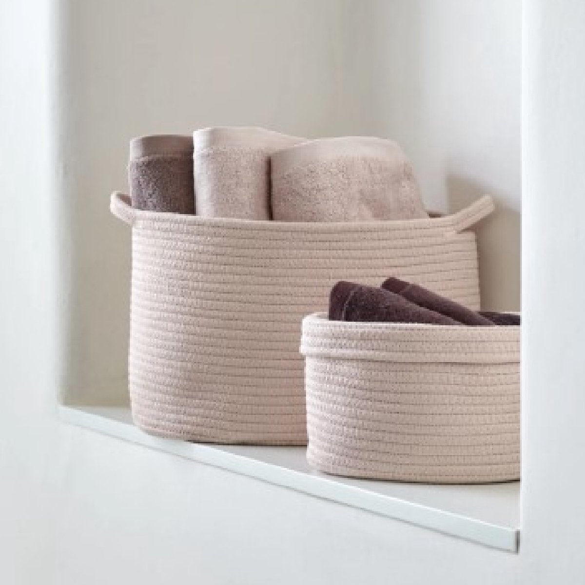 Aquanova Rena storage basket Cameo - small