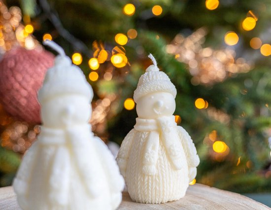 3 stuks Sneeuwman Soja Kaars 9 cm – Handgemaakte Kaars voor Kerstdecoratie – Milieuvriendelijk van Natuurlijke Sojawas – Ideaal als Cadeau of Feestelijke Decoratie voor Winter & Kerstmis – Origineel Geschenk of Tafel Versiering
