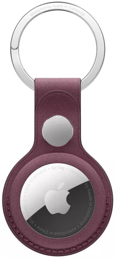 Paarse Apple AirTag sleutelhanger met zilveren ring. De achterkant toont de Apple logo.