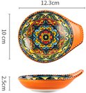 Oranje schaal met bloemenpatroon, afmetingen 12,3 cm breed en 10 cm hoog. Zijaanzicht toont 2,5 cm hoogte.