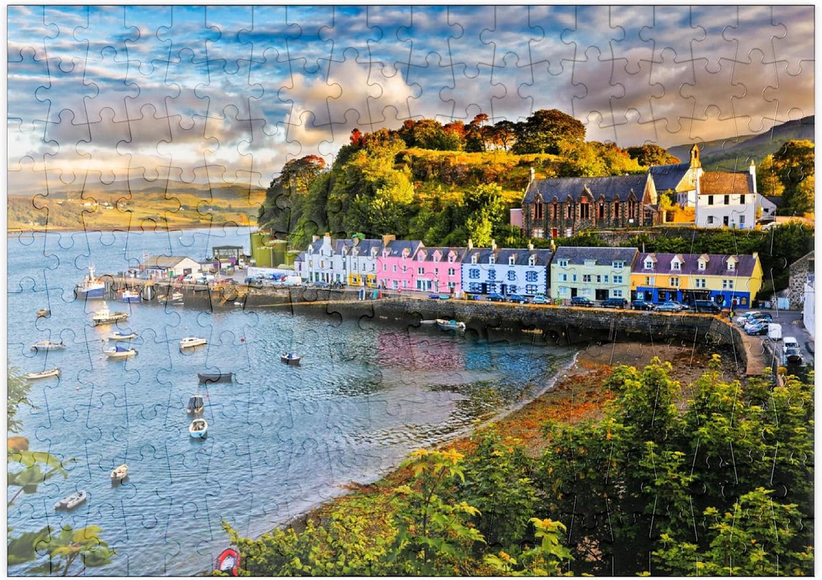 Zonsondergang Puzzel van 200 Stukjes: Prachtig Uitzicht op Portree, Isle of Skye