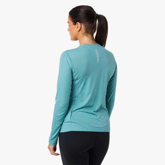 Turquoise sportshirt met lange mouwen, merk Swedemount, met logo op de rug.