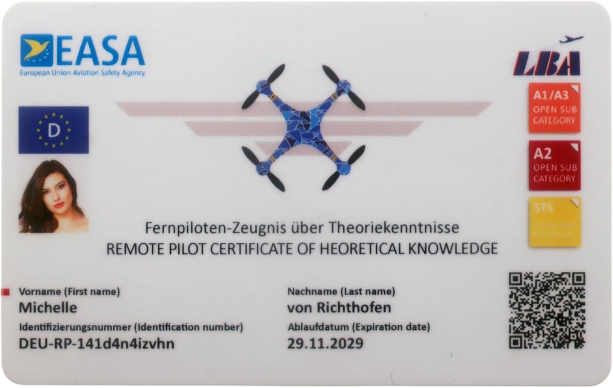 Drone Rijbewijs - EU Competentie Bewijs - Drone Piloot - Creditcard formaat - 8.6 x 5.4 cm - Wit