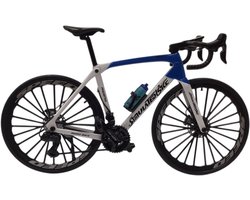 Wielrenfiets-Miniatuur- Racefiets - Schaal 1:8 - Decoratie & Verzamelobject | Met Realistische Details- Tour de france race wiel ren fiets Amstel Gold Elfstedentocht