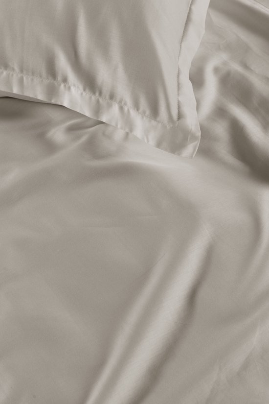 Ambiante Satin Uni dekbedovertrek - Tweepersoons - 200 x 200/220 cm - Zand van Ambiante — afbeelding 3