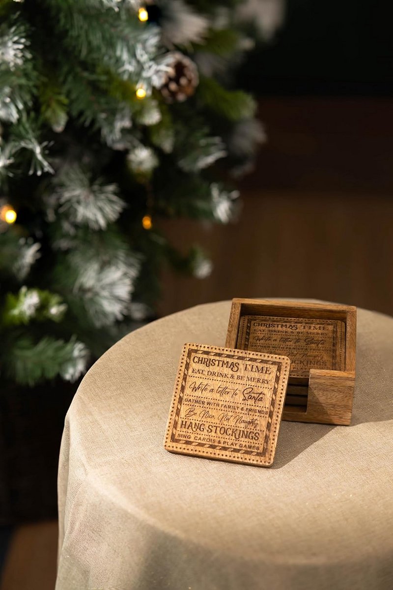 Set van 4 Houten Kerst Onderzetters met Houder - Vierkant Rustiek Tafeldecoratie