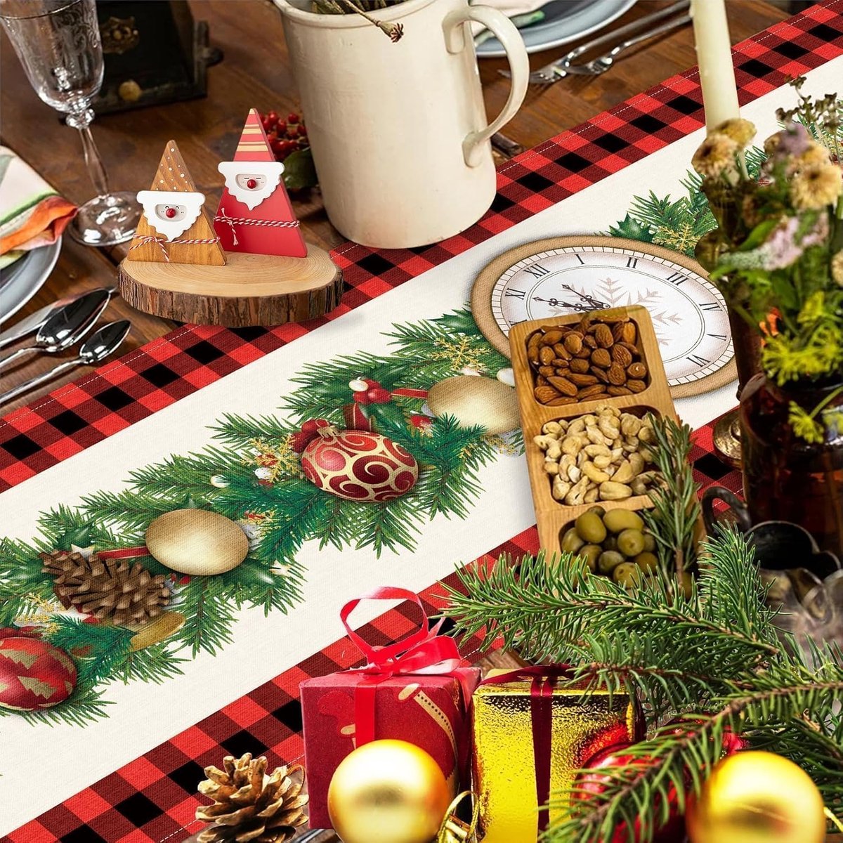 Kerst Tafelloper Rood Zwart Geruit met Bessenkrans 40x180 cm Wasbaar Winter Tafelkleed