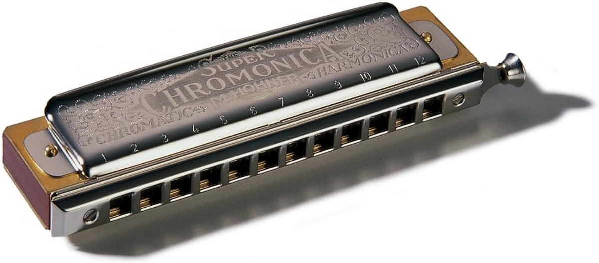 Chromatische mondharmonica met 12 kanalen voor 3 octaven