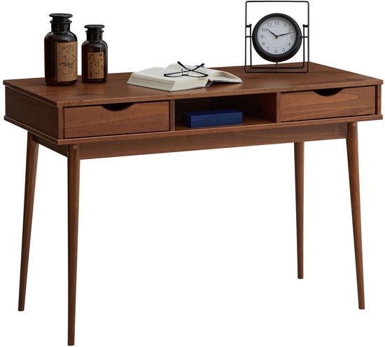 Bruin houten bureau met 2 lades, een open vak, schuine pootjes. Een boek, bril, klok en potjes staan op het bureau.
