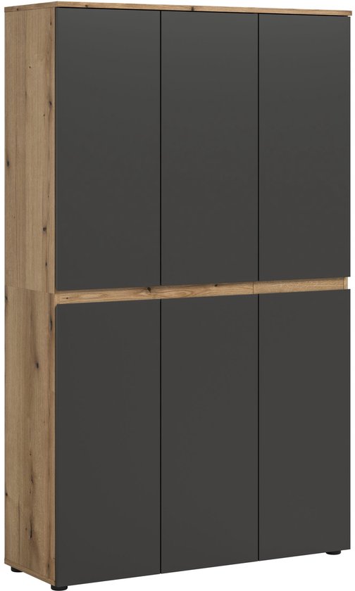 Hoge kast met zes deuren: twee rijen van drie deuren. Zijkanten van houtfineer, deuren antracietgrijs met een houten sierstrip in het midden.