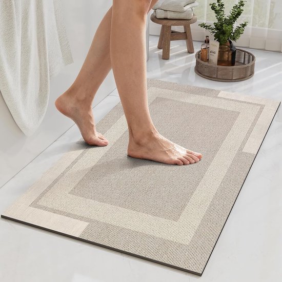 Antislip badmat, met rubberen onderzijde – Ultradunne badkamermat die onder de deur past – Sneldrogend, superabsorberend en wasbaar – Badmat/douchemat voor badkamervloer, bad, douche en wastafel – Onderhoudsvriendelijk – Beige, 16" x 24"