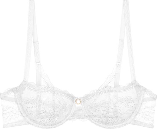 Soutien-gorge balconnet blanc en dentelle avec une petite bague dorée sur le devant.